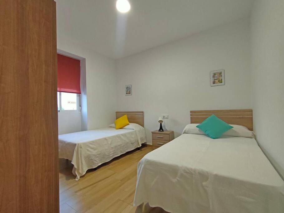 Apartamento Acerota, Con Parking Gratuito Cordoba Luaran gambar
