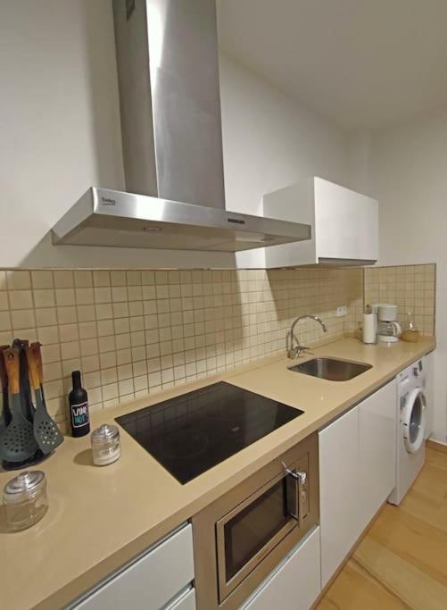 Apartamento Acerota, Con Parking Gratuito Cordoba Luaran gambar